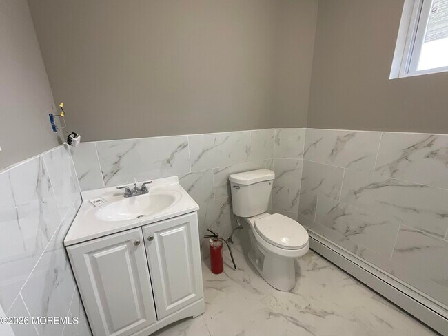 Building Photo - 1015 Mattison Ave