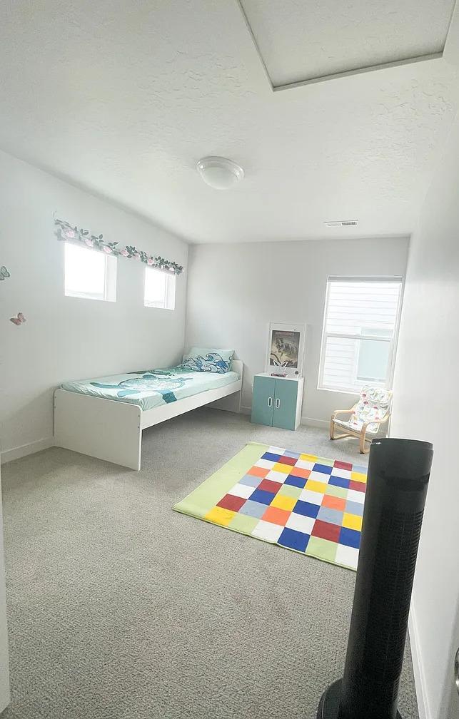 Building Photo - 364 W Snowberry Dr