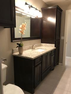 Hall bath is oversized!! - 6701 N 8th St