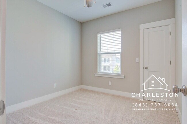 Building Photo - 117 Archdale St