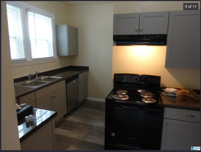 Building Photo - 1317 16th St SW