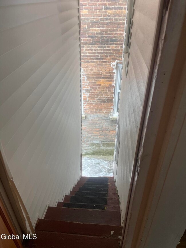 Building Photo - 2 Broadway