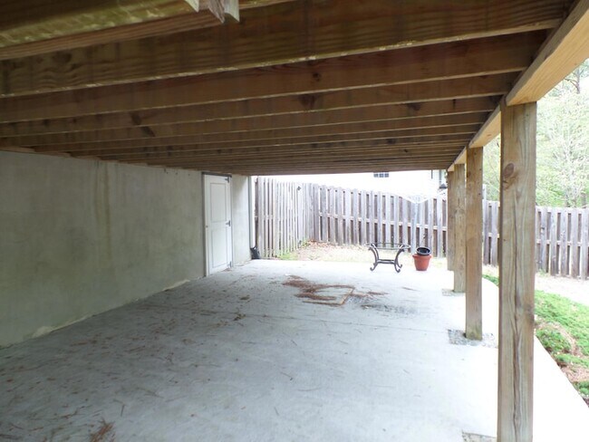 Building Photo - 9 Remington Ln
