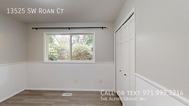 Building Photo - 13525 SW Roan Ct