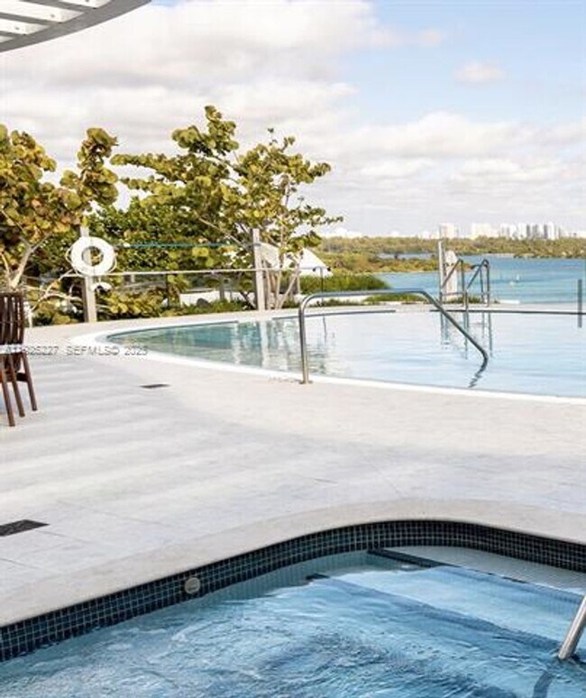 Building Photo - 1135 103rd St