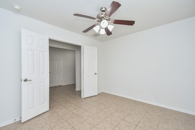 Building Photo - 18302 Mable Pond Ln