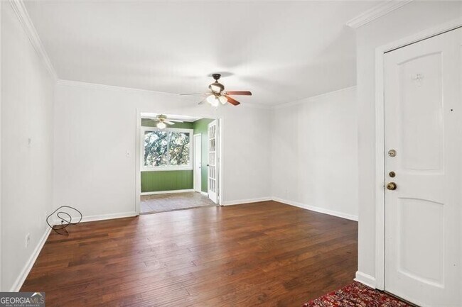 Building Photo - 75 Montre Square NW