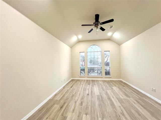 Building Photo - 3301 Bluegrass Dr