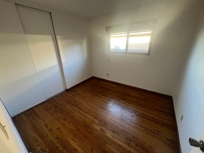 Building Photo - Beautiful 4 bed 2 bath home in Sunnyvale. Must see!