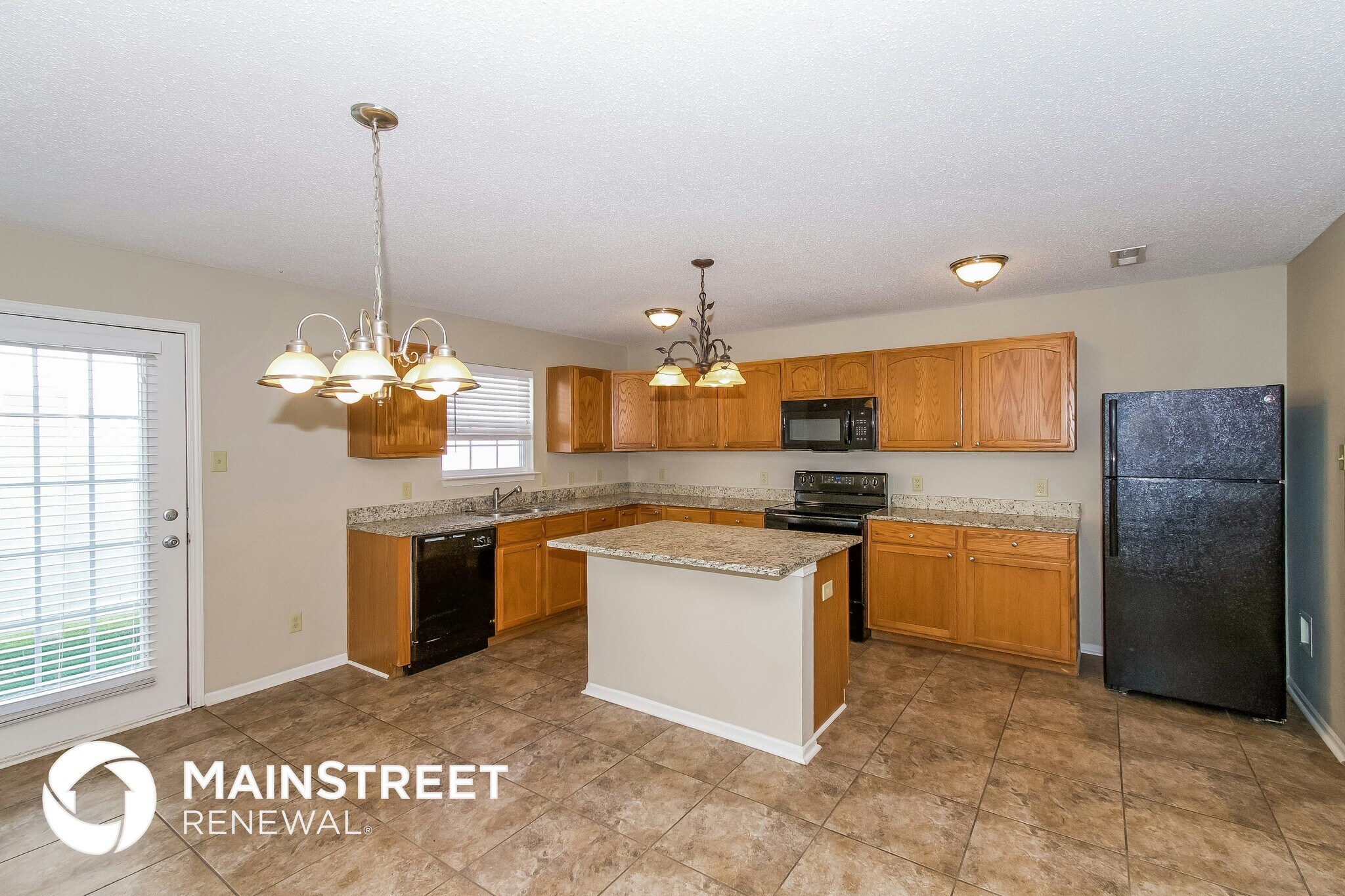 Building Photo - 2031 Bridlewood Dr