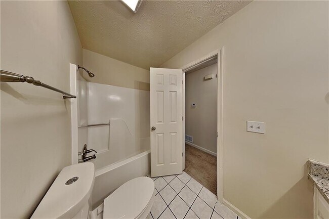 Building Photo - 2342 Westland Way