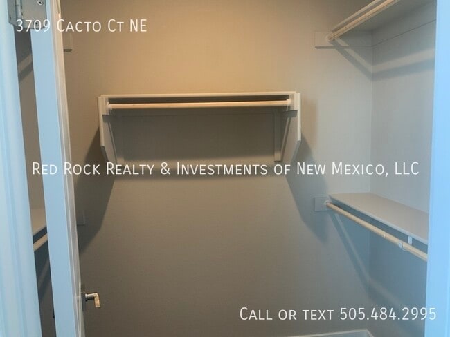 Building Photo - 3709 Cacto Ct