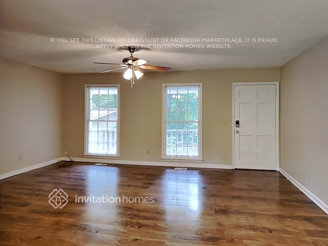 Building Photo - 1650 Lakeview Pl