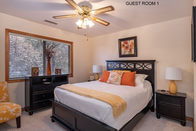 Building Photo - Four Bedroom in the Pines of Prescott