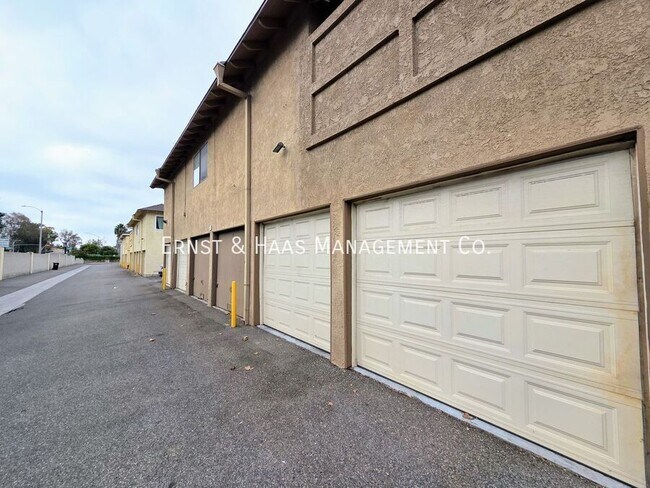 Building Photo - 16806 Sierra Vista Way