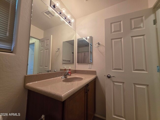 Building Photo - 2170 Scully Dr