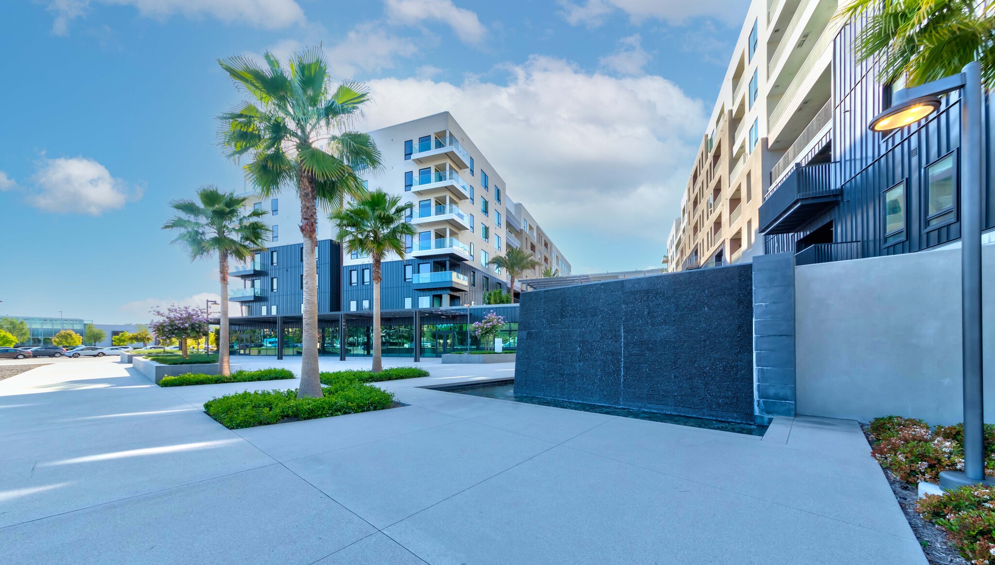 Building Photo - 2207 Rivington