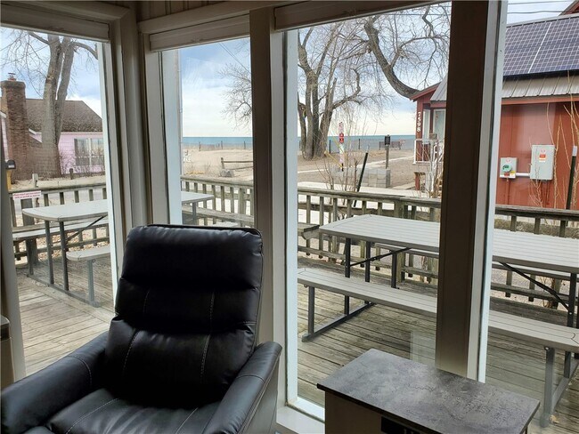 Building Photo - 7594 2nd St