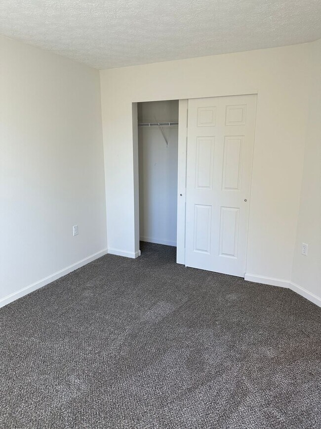 Building Photo - 1512 Red Fern Dr