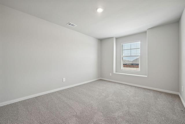 Building Photo - 916 Tulip Trl
