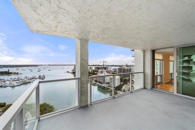 Building Photo - 1111 N Gulfstream Ave