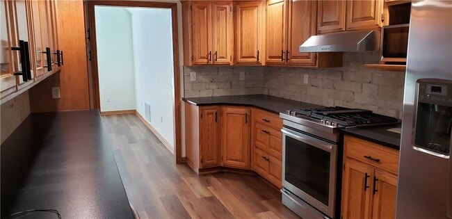 Building Photo - 55 Stonehenge Dr