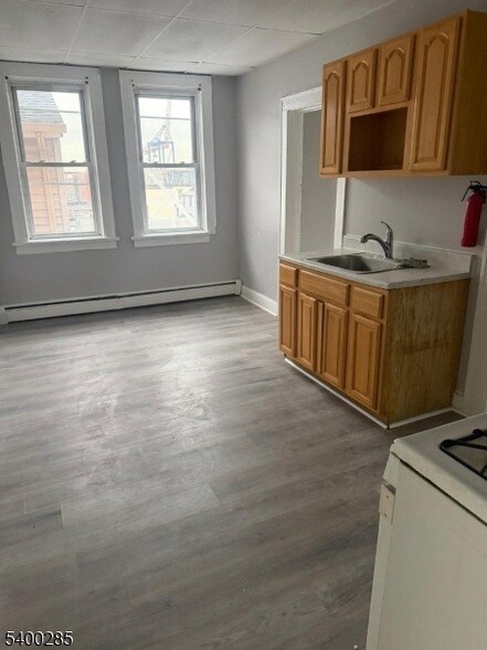 Building Photo - 134 E Jersey St