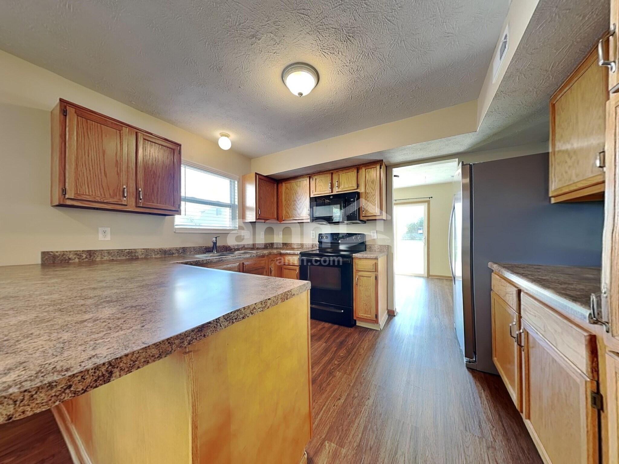 Building Photo - 940 Fox Croft Pl