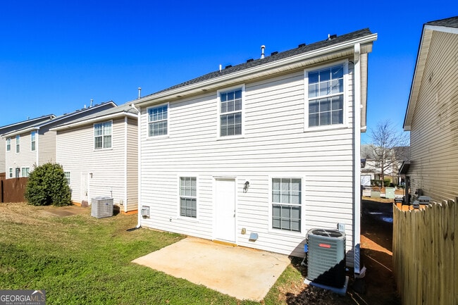 Building Photo - 165 Colser Drive