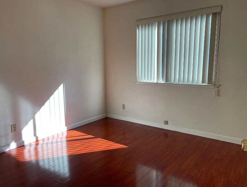 Building Photo - 4631 Rothbury Common