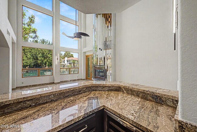 Building Photo - 5812 W Del Lago Cir