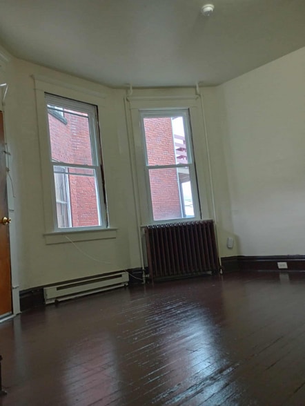 Primary Photo - 759 Maryland Ave