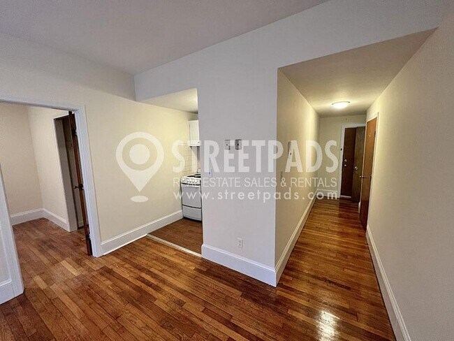 Building Photo - 1 bedroom in Boston MA 02134