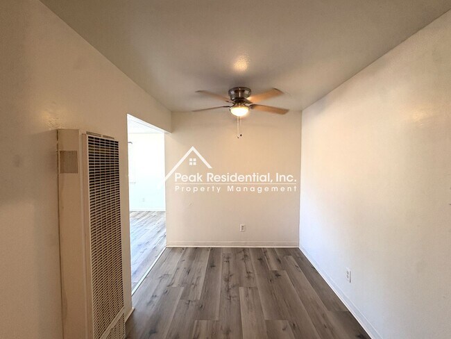 Building Photo - 4536 Ashcroft Ave