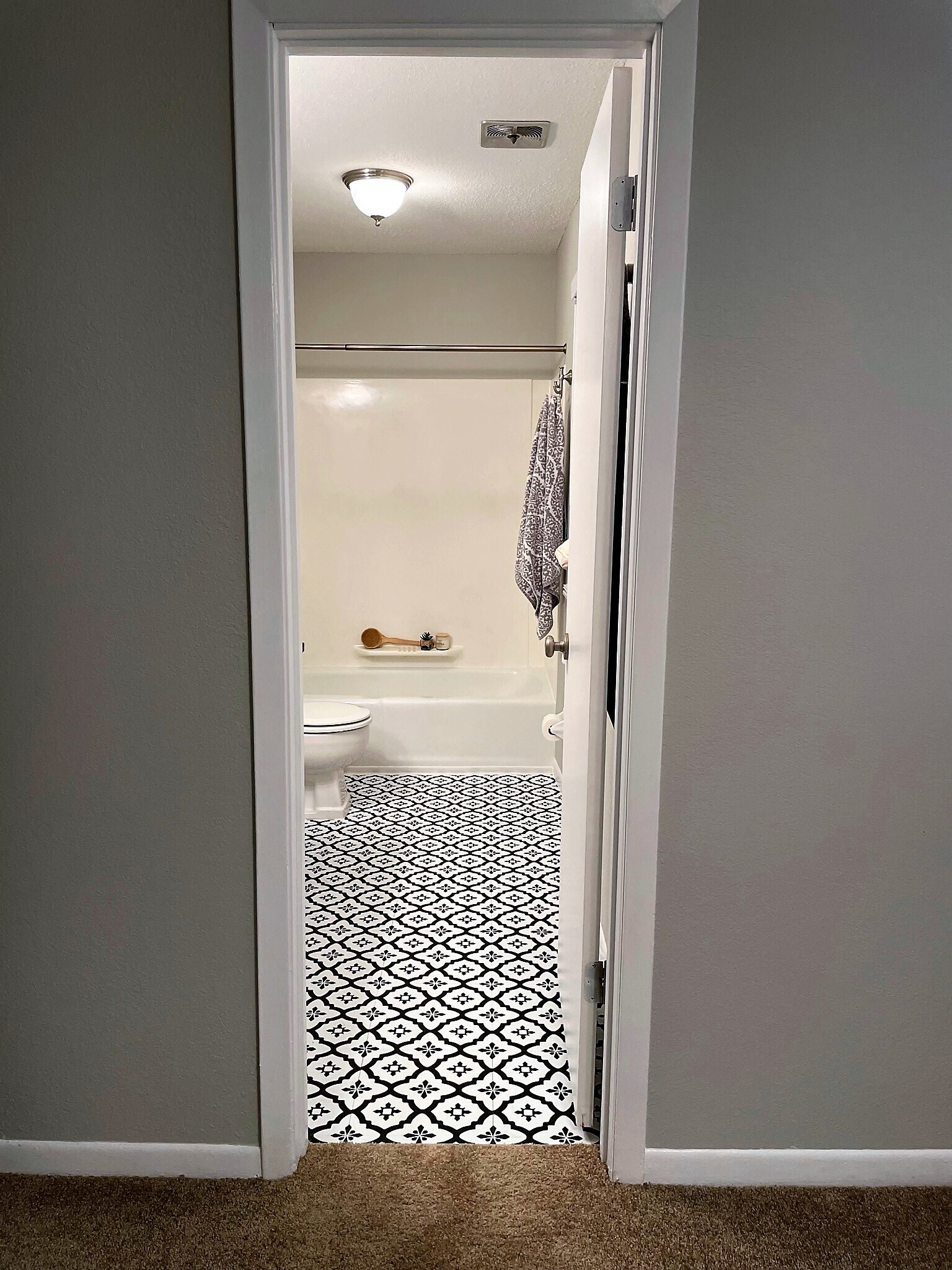 Master Bathroom - 6216 Robinson St
