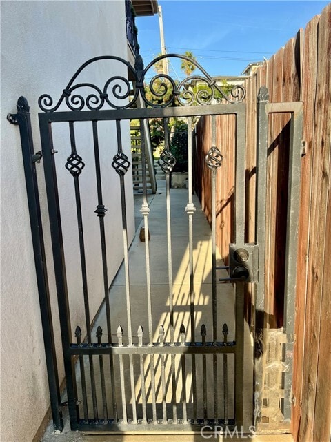 Building Photo - 34566 Via Verde