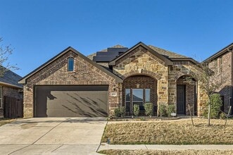 Building Photo - 4200 Snowberry Ln