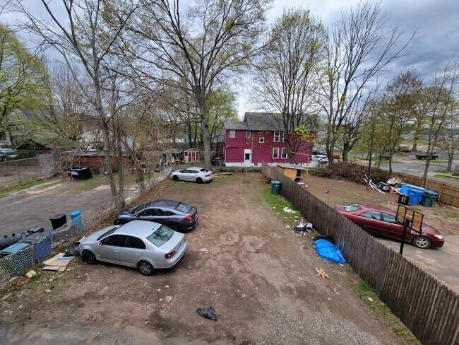 Building Photo - 434 Shelton Ave