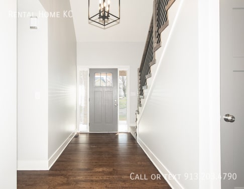 Building Photo - 12020 Ensley Ln