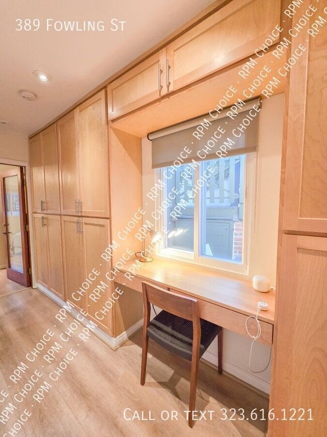 Building Photo - 389 Fowling St