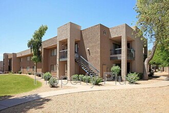 Building Photo - 3810 N Maryvale Pkwy