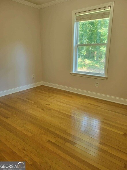 Building Photo - 487 Arbour Run