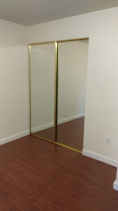 Building Photo - "Beautiful Remodeled 3 bed 1 bath in downtown Port Angeles!"