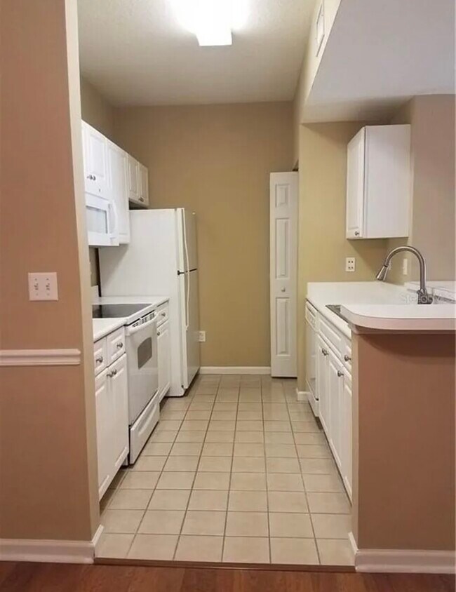 Building Photo - 14205 Falls Church Dr