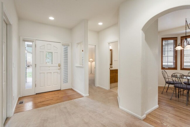 Building Photo - 31097 Big Bear Dr