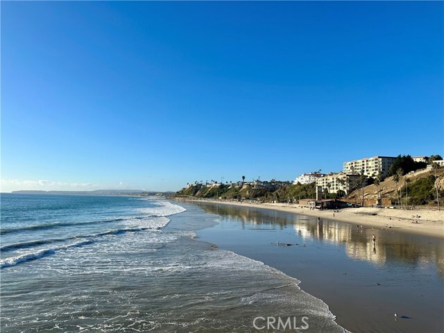 Building Photo - 116 Avenida Calafia