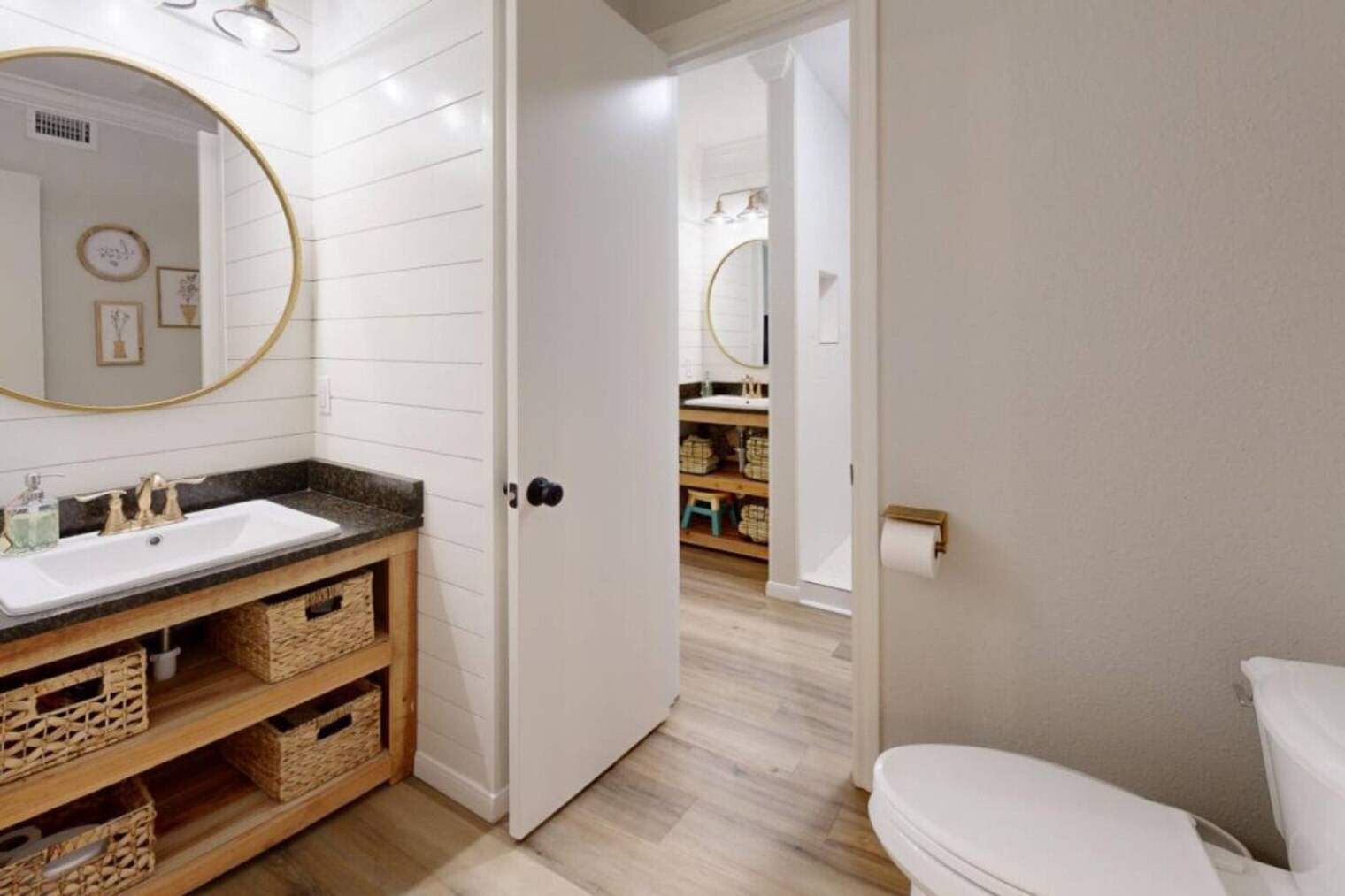 Building Photo - 512 Camp Ct