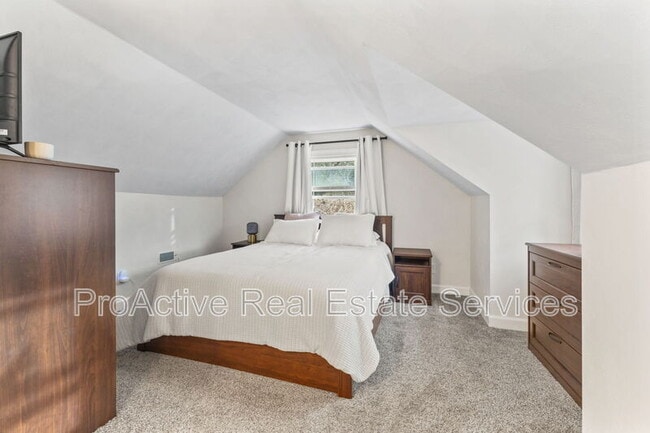 Building Photo - 2800 Keller Ave