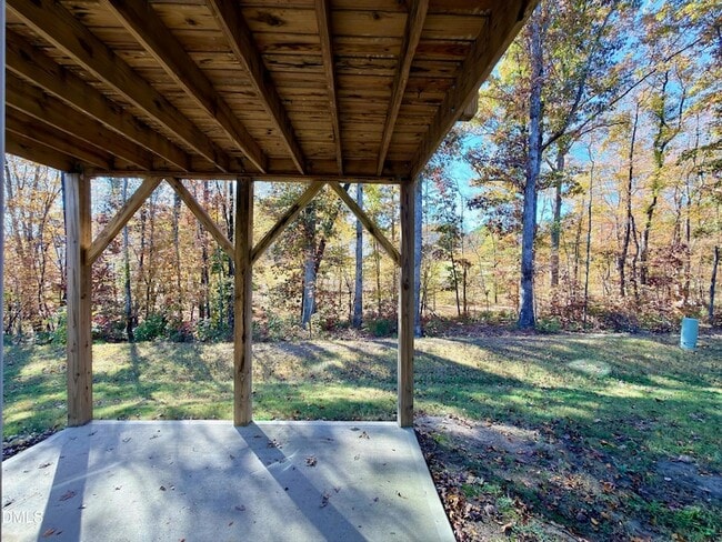 Building Photo - 1110 Romeria Dr