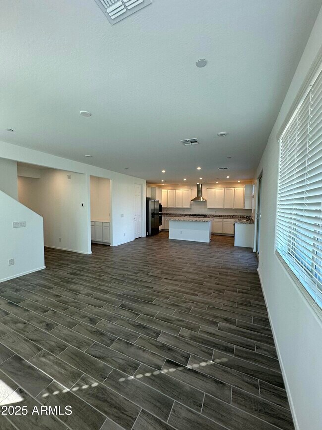 Building Photo - 13330 W Eagle Feather Rd